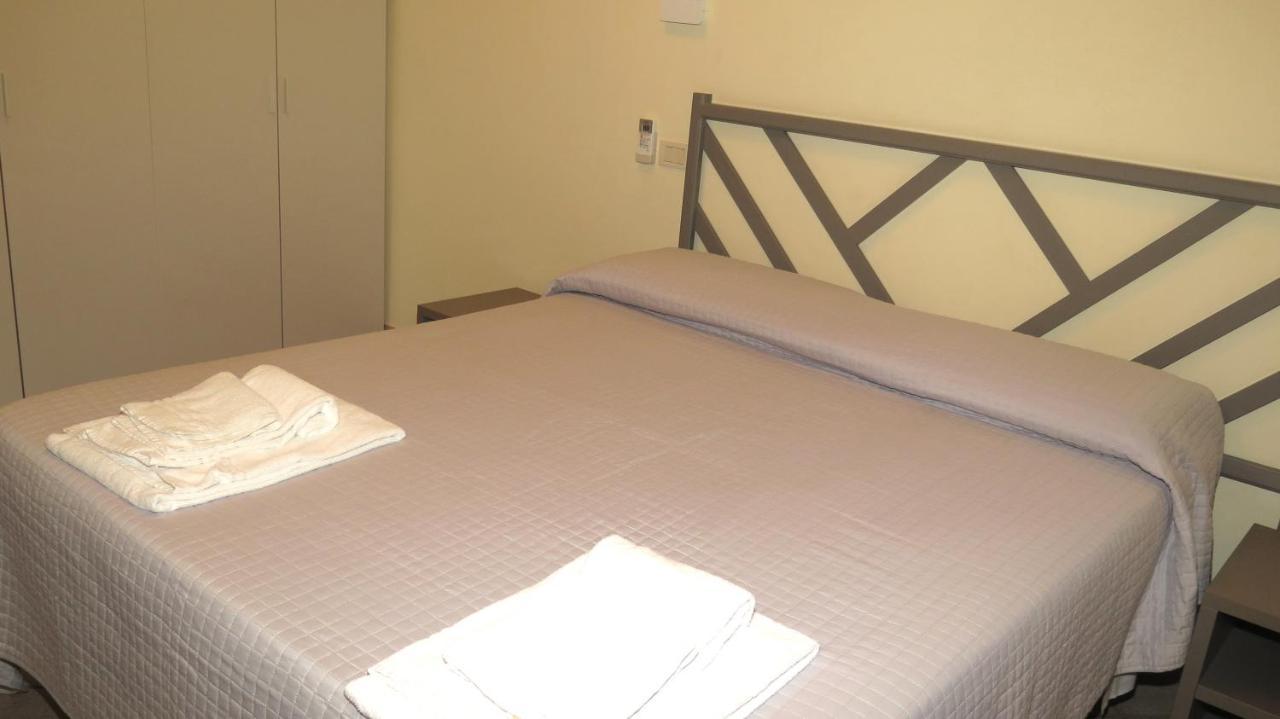 Residenza Turistico Alberghiera Corallo กาส์ตีจลิโอเน เดลลา เปสกายา ภายนอก รูปภาพ