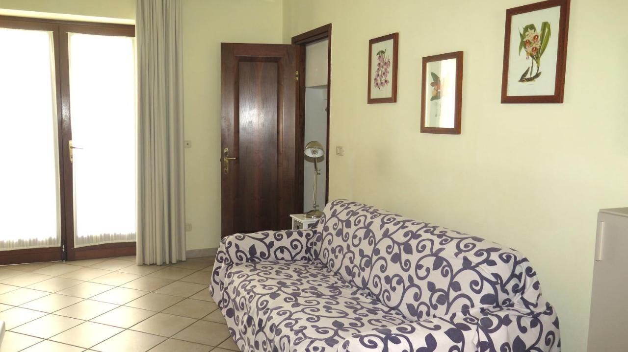 Residenza Turistico Alberghiera Corallo กาส์ตีจลิโอเน เดลลา เปสกายา ภายนอก รูปภาพ