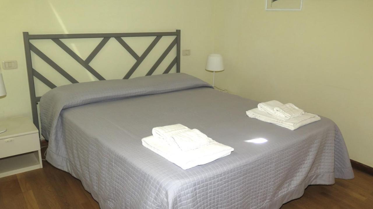 Residenza Turistico Alberghiera Corallo กาส์ตีจลิโอเน เดลลา เปสกายา ภายนอก รูปภาพ