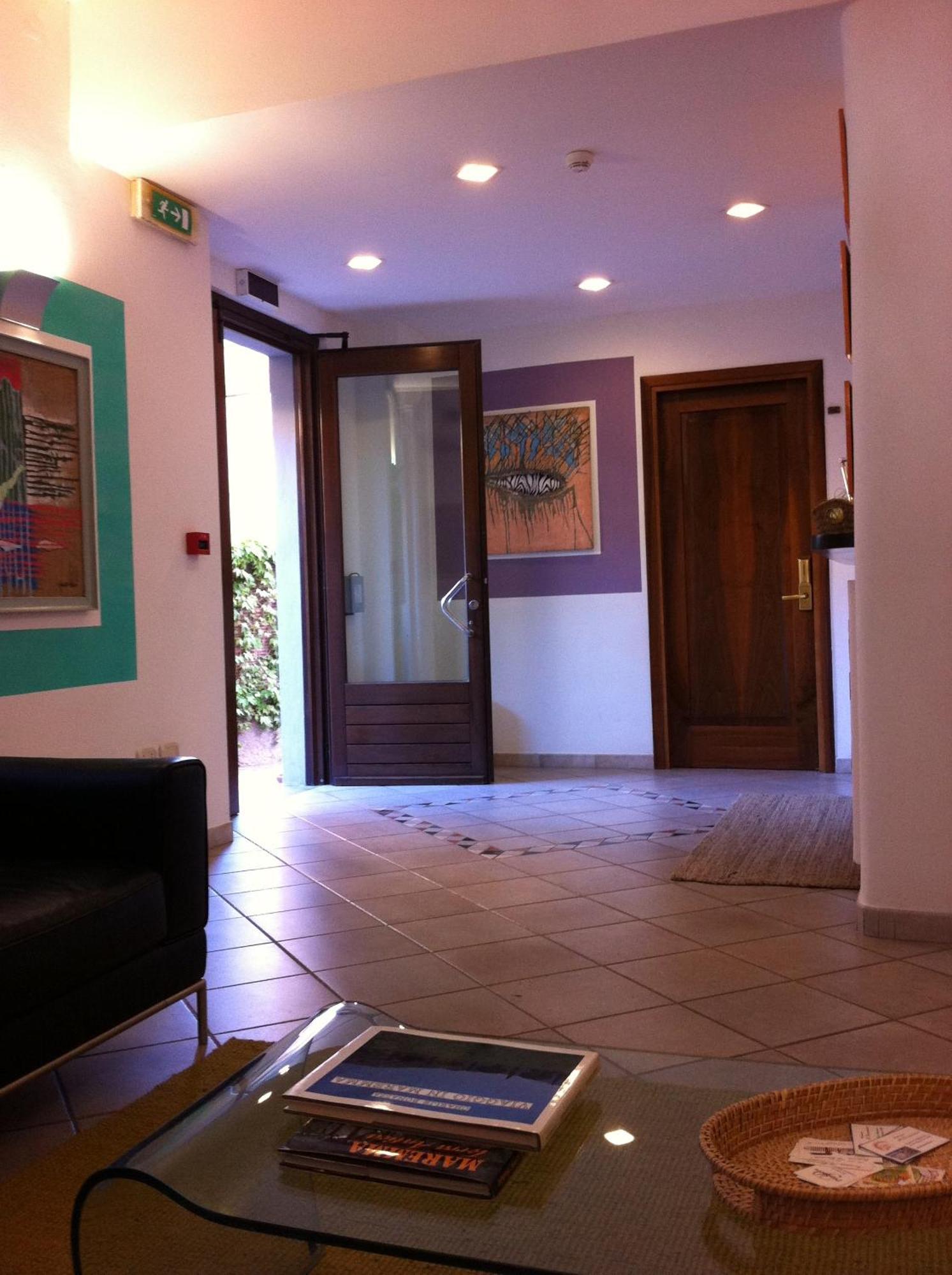 Residenza Turistico Alberghiera Corallo กาส์ตีจลิโอเน เดลลา เปสกายา ภายนอก รูปภาพ